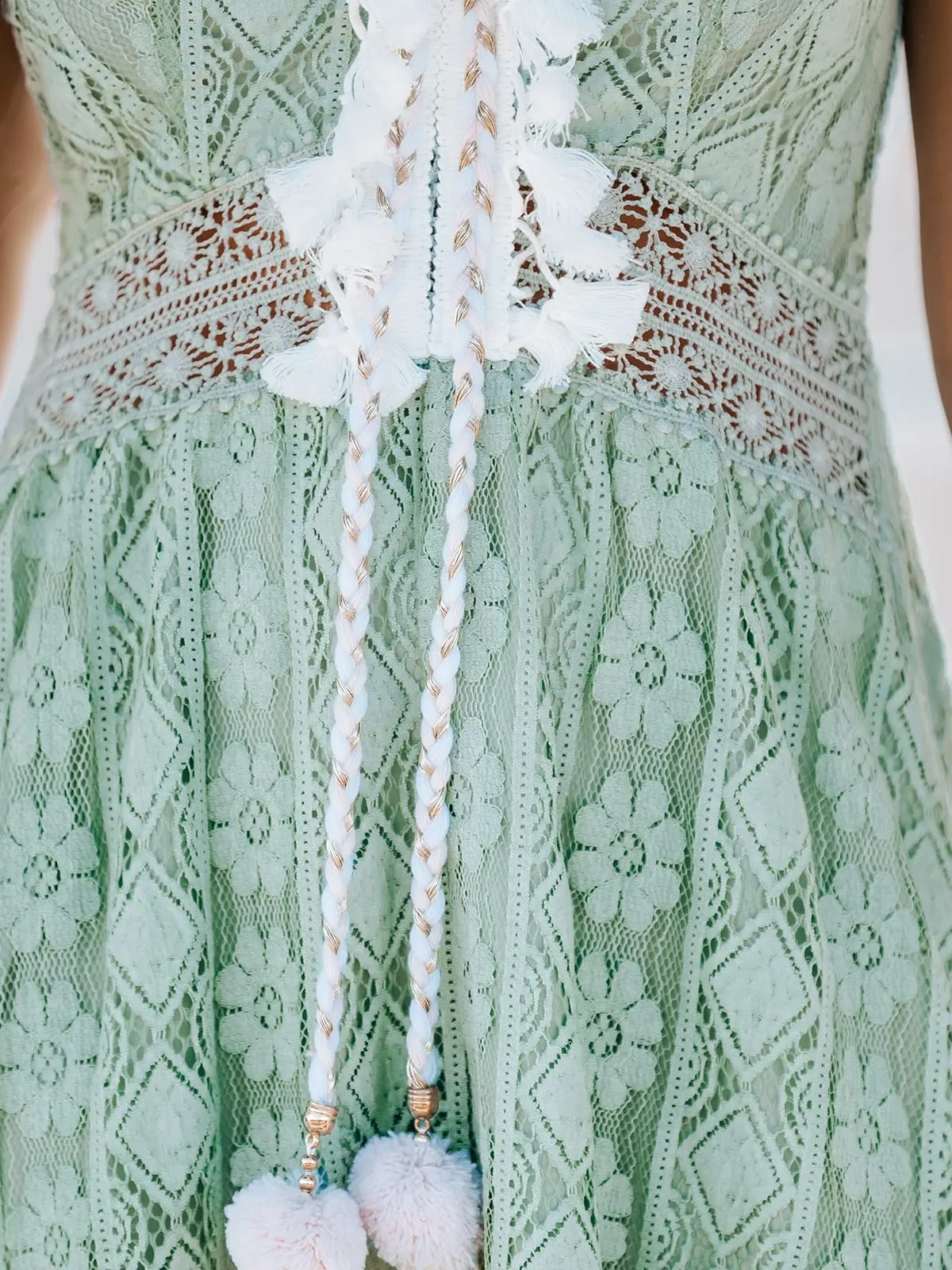Women's Summer Slip Boho Maxi Dress Lace Up Tassel V-Neck Flare Ruffle Beach Dresses White M